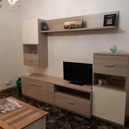 A Pochi Minuti Dalla Stazione Di Appartamento Mestre